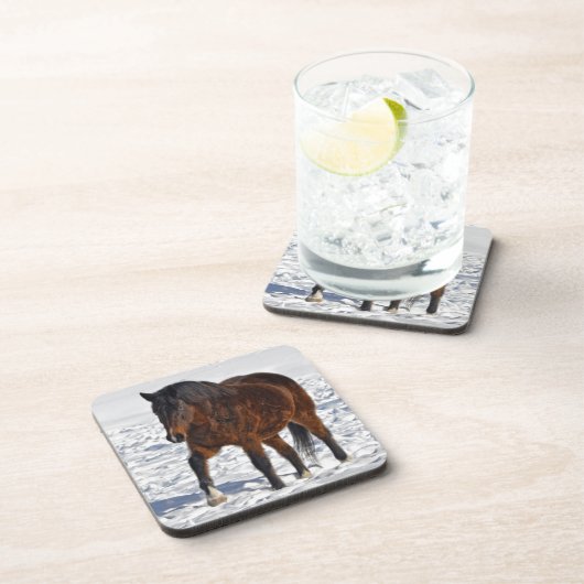 Winterpaard in Snowy Field Bier Onderzetter (Rechterzijde)