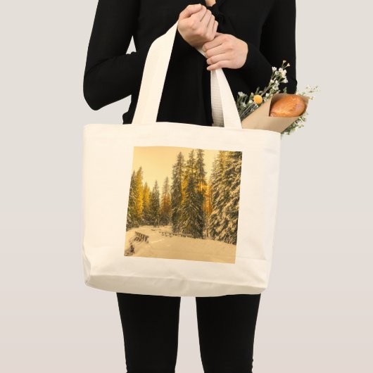 winterpad met pijnbomen grote tote bag (Voorkant (product))
