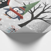 Winterpinguïn, bomen en huis Kerstvakantie Cadeaupapier (Hoek)