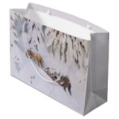 Winterreis door de sneeuw met Kerstmis Groot Cadeauzakje (Achterkant Gekanteld)