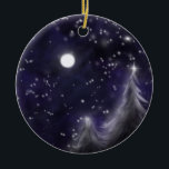Winters starry night - romantic Holiday snow scene Keramisch Ornament<br><div class="desc">Silent Night - romantic Holiday snow scène 's ochtends eerder,  terwijl de maan over een deken van nieuwe sneeuw luistert.</div>