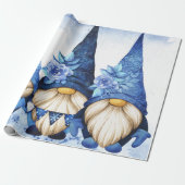 WinterScandinavische gnomen met blauwe pony Cadeaupapier (Uitgerold)