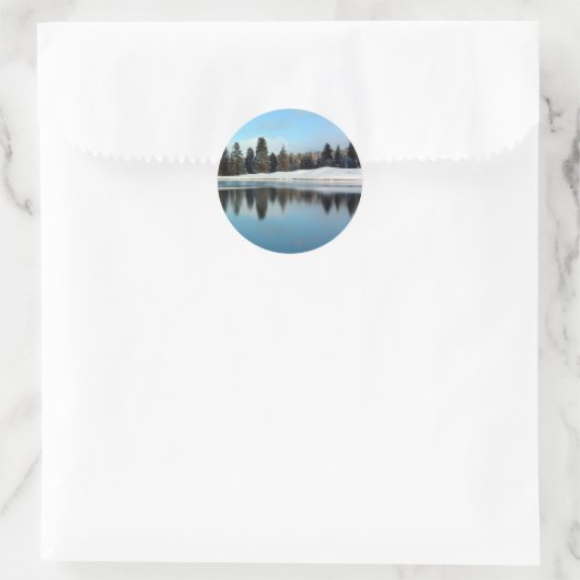 Winterse reflectie ronde sticker (Tas)
