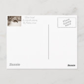 Wintersneeuwscène met schattige zwarte en geelbrui briefkaart (Achterkant)