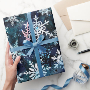 Wintersneeuwvlokken diepblauw magische nacht cadeaupapier