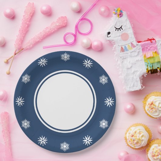 Wintersneeuwvlokken in Bord van marinepapier (Feest)