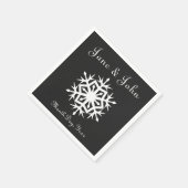 Wintersneeuwvlokken in zwarte servetten (Hoek)