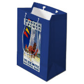 Wintersport in Yosemite Poster Yosemite, CA Medium Cadeauzakje (Achterkant Gekanteld)