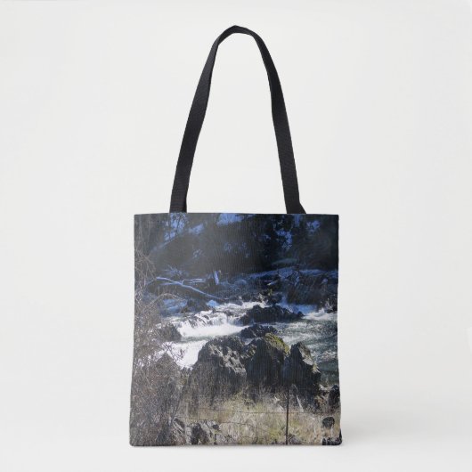 Wintertijd in Hayfork, Californië.. Tote Bag (Voorkant)
