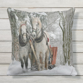Wintertime Sleigh Ride Buitenkussen