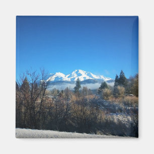 WinterUitzicht op Mount Shasta, CA Magneet