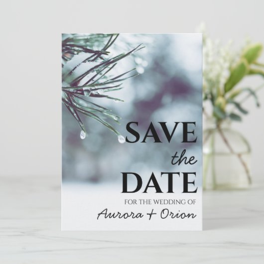 Wintervakantie bruiloft Bewaar de datum uitnodigin Kaart (Staand voorkant)