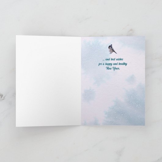 Wintervogels gaan op een tak zitten met Kerstmis Kaart (Binnen)