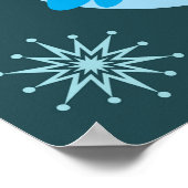 Wintervogels spelen in de sneeuw met sneeuwman poster (Hoek)