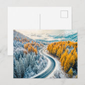 Winterwegen door bergbos met Sinaasappel L Feestdagenkaart (Voorkant / Achterkant)