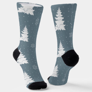 Winterwitte bomen op Dusky Blue Background Sokken