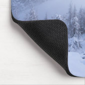 Winterwonderland, mist, sparrenbos en berg muismat (Hoek)