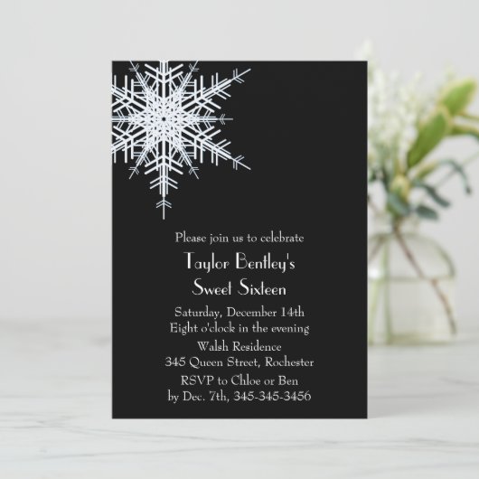 Wintery Offset Snowflake 16th Birthday Invite Kaart (Staand voorkant)