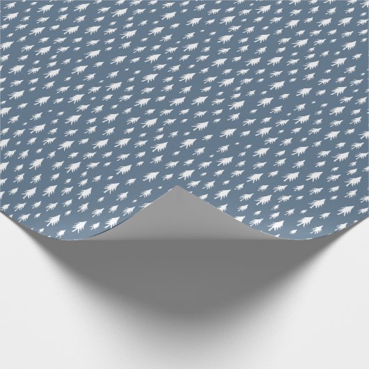 Wintry Blue & White Tiny Trees Holiday Pattern Cadeaupapier (Hoek)