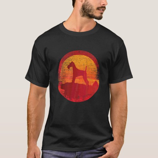 Wire Fox Terrier Dog Retro Sunset T-shirt (Voorkant)