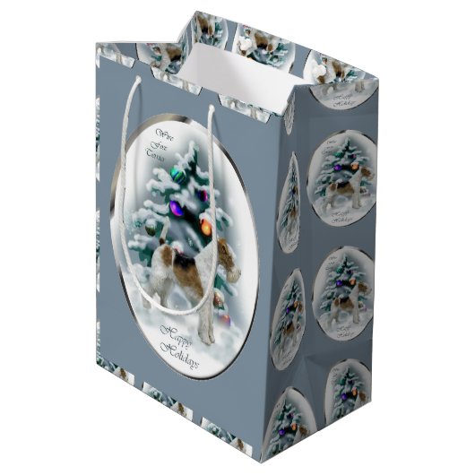 Wire Fox Terrier Kerstmis Medium Cadeauzakje (Achterkant Gekanteld)