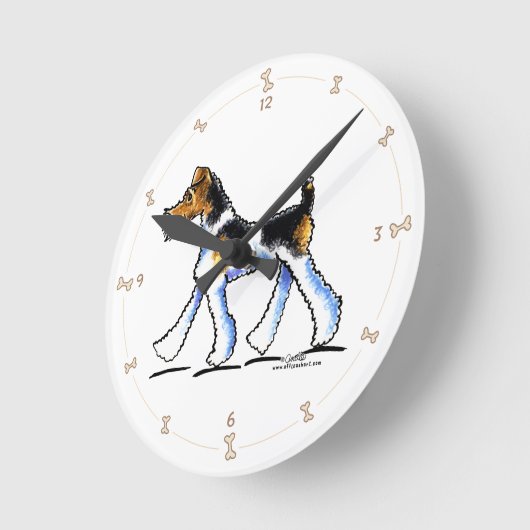 Wire Fox Terrier Trot Ronde Klok (Hoek)