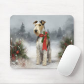Wirefox Terrier-hond in de sneeuw met Kerstmis Muismat (Met muis)