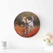 Wirefox Terrier in herfstbladeren val inspireert Grote Klok (Huis)