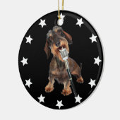 Wirehaire Dachshund Singer Keramisch Ornament (Links)