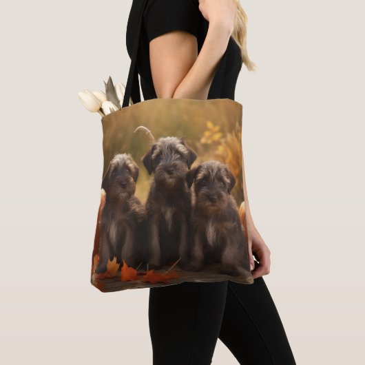 Wirehaired Pointing Griffon Puppy Autumn Tote Bag (Dichtbij)
