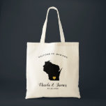 Wisconsin Map Wedding Welcome Bag Tas Black, Gold<br><div class="desc">Het weekend van de bruiloft heet cadeautas voor gasten uit de stad voor je bruiloft,  met afbeelding van Wisconsin,  met gouden hart.  Vul tas met je favoriete godies.</div>