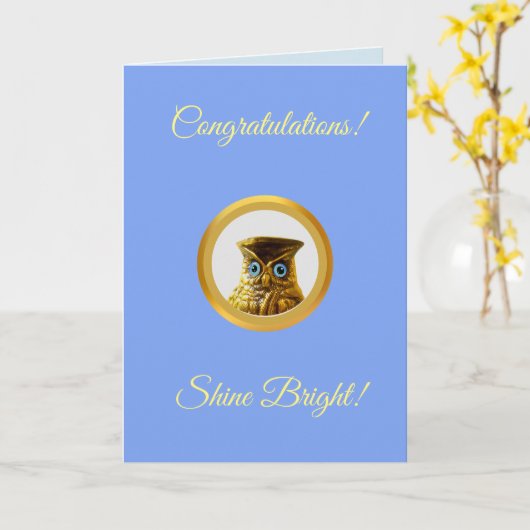 Wise Uil op lichtblauw gefeliciteerd Kaart (Gele Bloem)