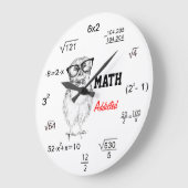 Wiskunde verslaafde nerdy uil grote klok (Hoek)