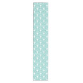 Wit Art Deco patroon op turquoise achtergrond Medium Tafelloper (Voorkant)