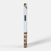 WIT BETONNEN GEBOUW NAST GROENE PALMBOOM OND iPhone HOESJE (Rechterkant)