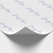 Wit Blauw Gewoon Elegante Moderne Kalligrafie Naam Cadeaupapier (Hoek)