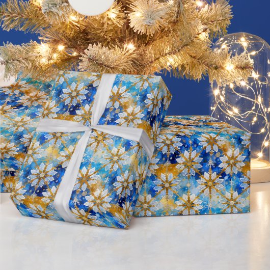 Wit Blauw Goud Kerstmis Poinsettia Sneeuwvlokken Cadeaupapier (Feestdagen)