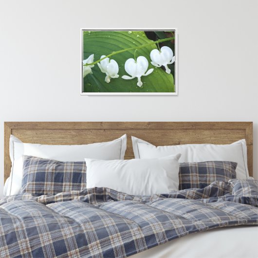 Wit Bloedend Hart Bloemig Canvas Afdruk (Insitu (Slaapkamer))