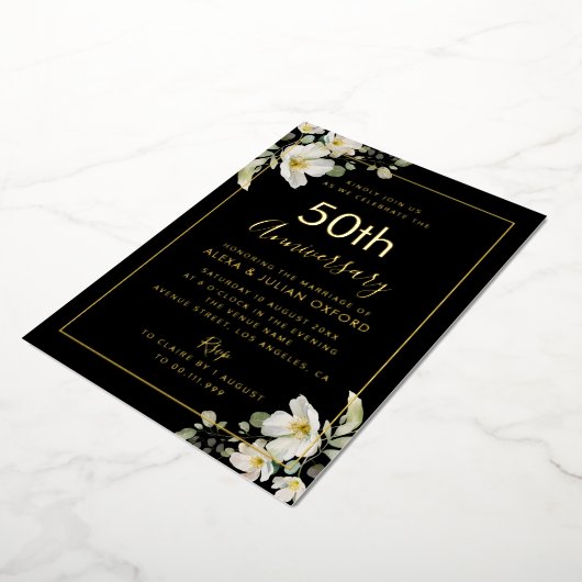 Wit Bloemen 50e verjaardag goud Folie Uitnodiging (Gedraaid)