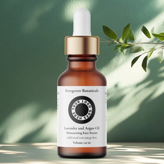 Wit cosmeticadruppelfleslabel met logo etiket