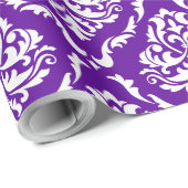 Wit damast patroon op paarse packground cadeaupapier (Rol Hoek)