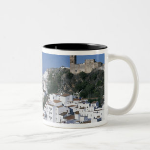 Wit dorp van Casares, Andalusië, Spanje 2 Tweekleurige Koffiemok
