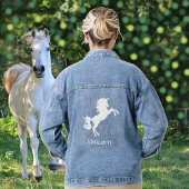 Wit eenhoorn paard en typografie denim jacket