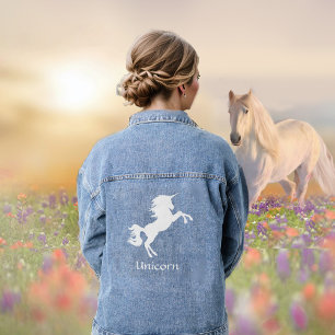 Wit eenhoorn paard en typografie denim jacket