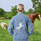 Wit eenhoorn paard en typografie denim jacket