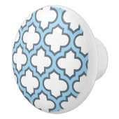 Wit en Baby Blauw Trellis, Lattice, Quatrefoil Keramische Knop (Rechts)