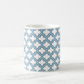Wit en Baby Blauw Trellis, Lattice, Quatrefoil Koffiemok (Center)