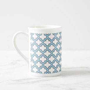 Wit en Baby Blauw Trellis, Lattice, Quatrefoil Porselein Kop