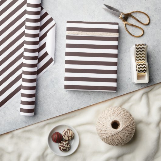 Wit en bruin grote strepen chocolade liefde cadeaupapier (Crafts)