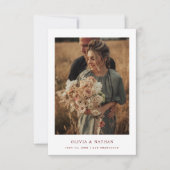 Wit en Donkerrood Tekst en Foto Huwelijk QR Code Save The Date (Voorkant)